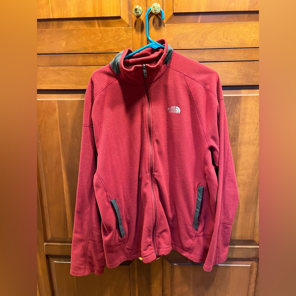North Face Maroon/ Red Fleece Zip Up XL
